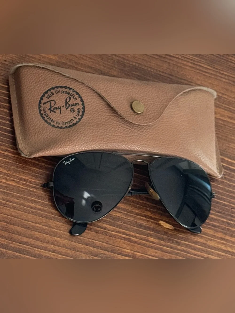 Vintage Ray-Ban B&L Aviator L2823 VUAS Black Sunglasses USA with Original Case